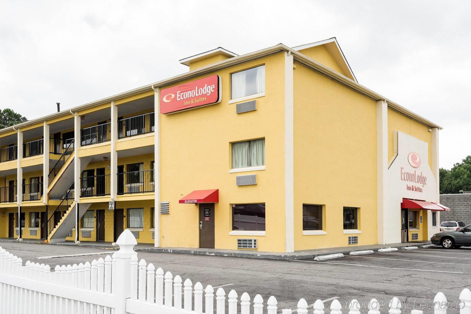 Econo Lodge Inn & Suites I-64 & Us 13 Virginia Beach Exterior foto
